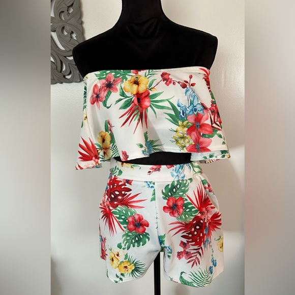 Two Piece Floral Set - Picture 1 of 5